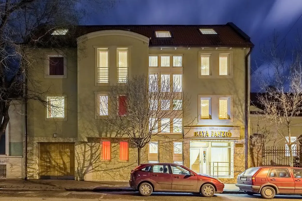 Kata Panzio Bed and Breakfast Szeged